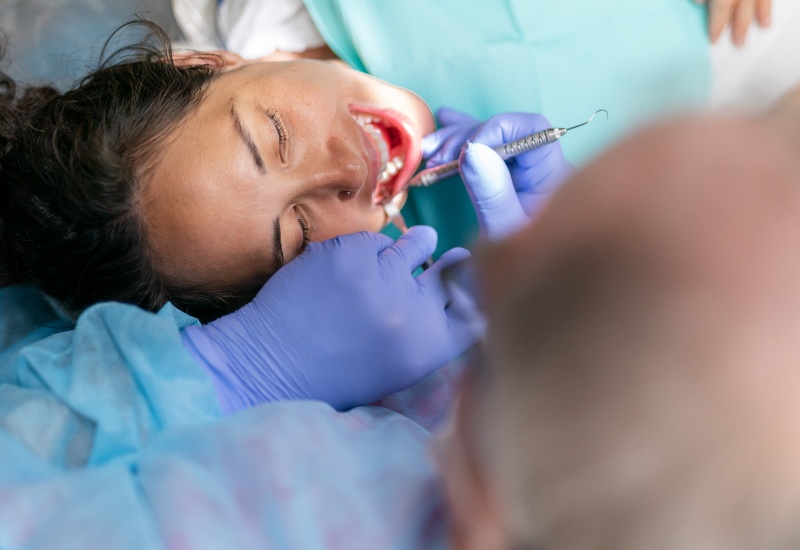 Periodontal disease procedure in St. Charles & Glen Ellyn, IL